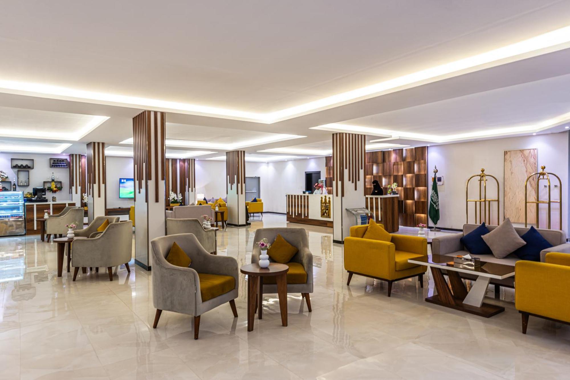 The Palace Hotel Suites Khamis Mushait Exterior photo
