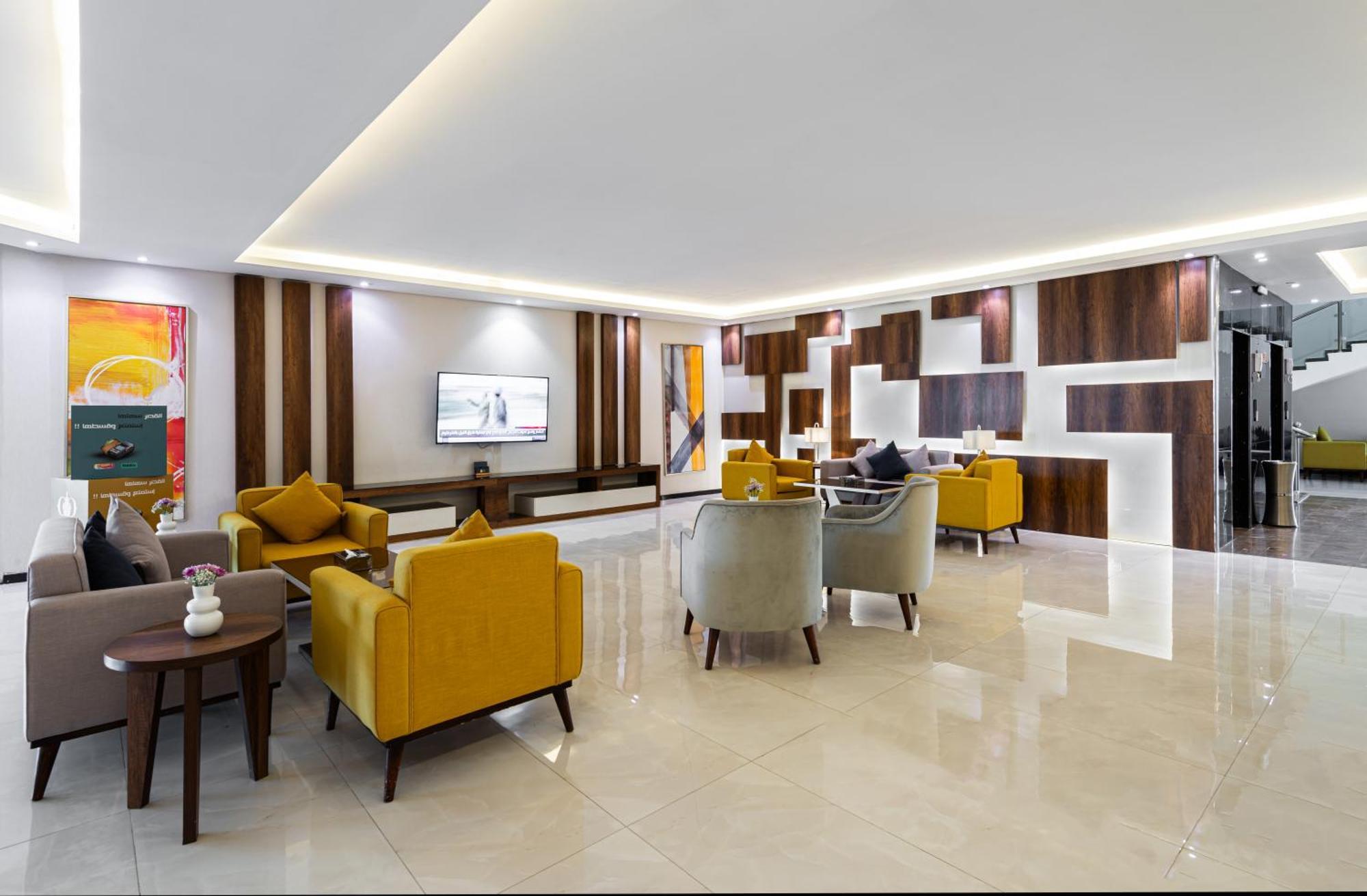 The Palace Hotel Suites Khamis Mushait Exterior photo